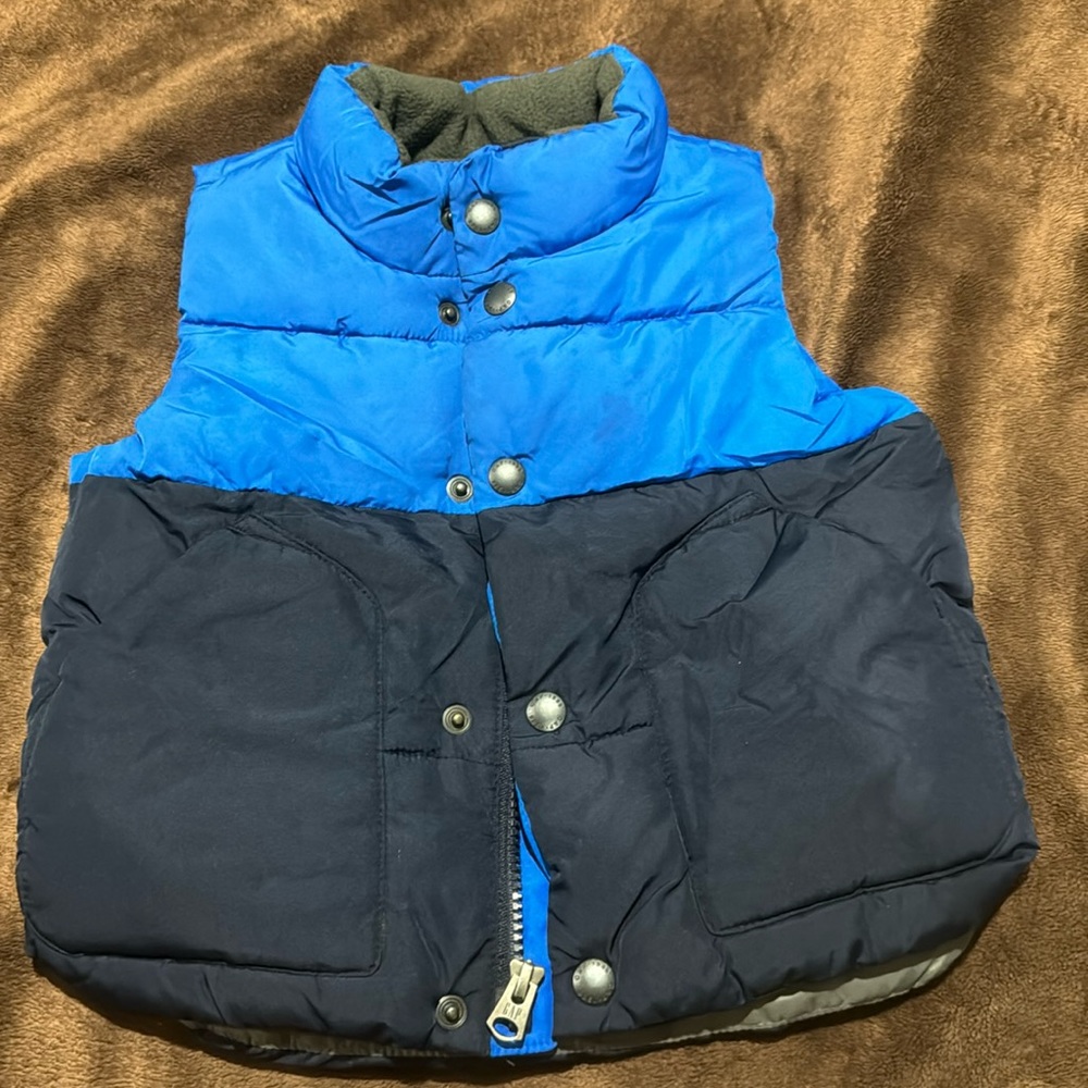 Gap Vest, two tones.  Grey inside lining(2)